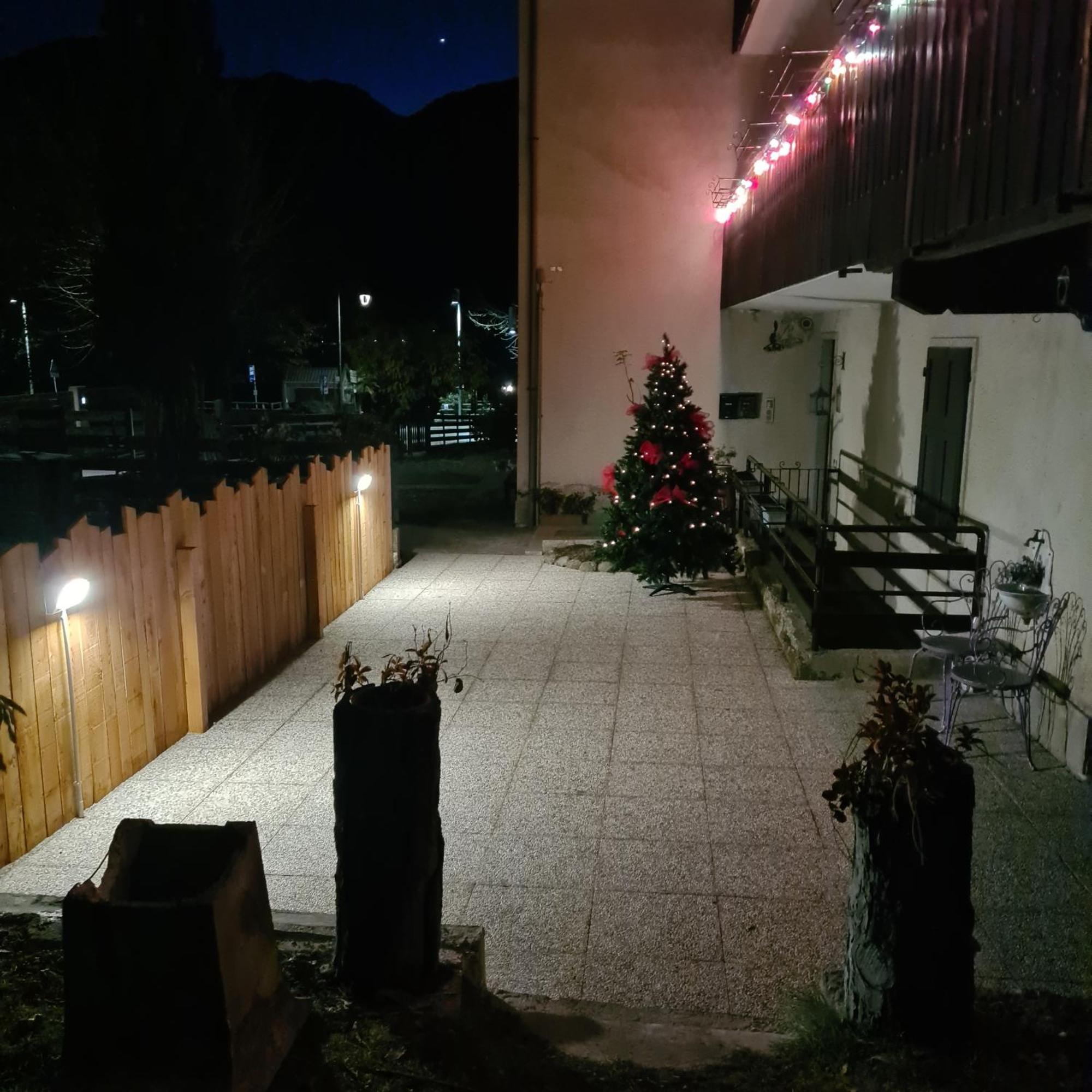 Bioledro Casa Lena Appartement Mezzolago Buitenkant foto