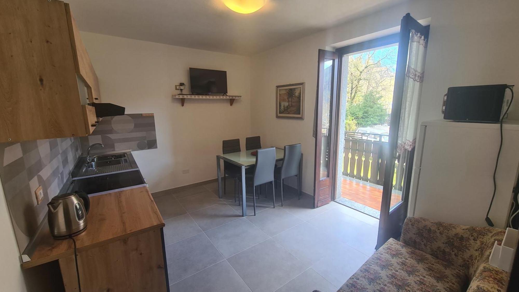 Bioledro Casa Lena Appartement Mezzolago Buitenkant foto