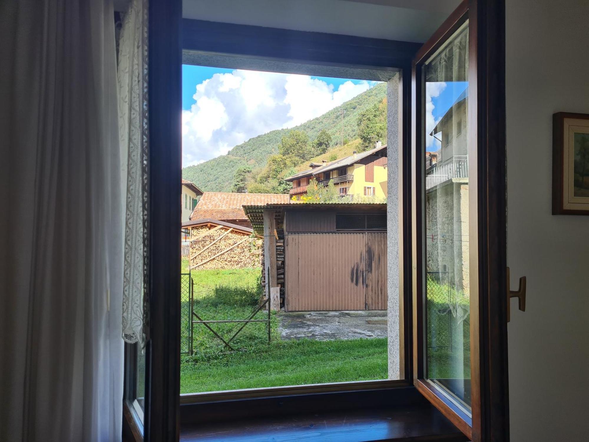 Bioledro Casa Lena Appartement Mezzolago Buitenkant foto